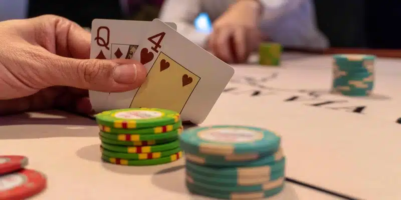 Tham gia cá cược game bài Poker hấp dẫn tại sảnh VIA Casino